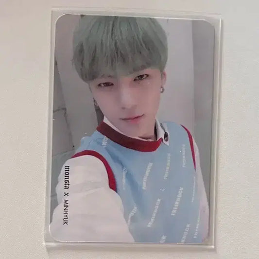 최종가격내림)몬스타엑스 민혁 샤인포에버 포카