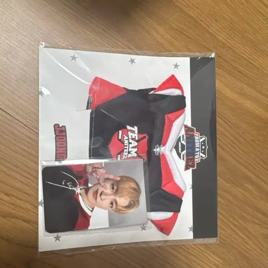 에이티즈 애니티즈 하키 유니폼 미개봉 양도합니다