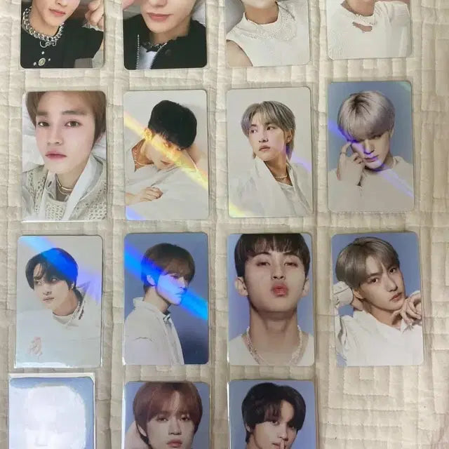 nct 방탄 에스파 판타지보이즈 스트레이키즈 아이유 포카 판매