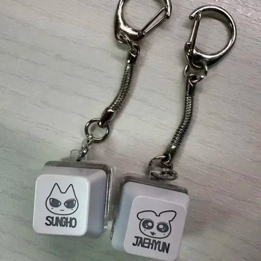 보넥도 성호 명재현 키캡키링