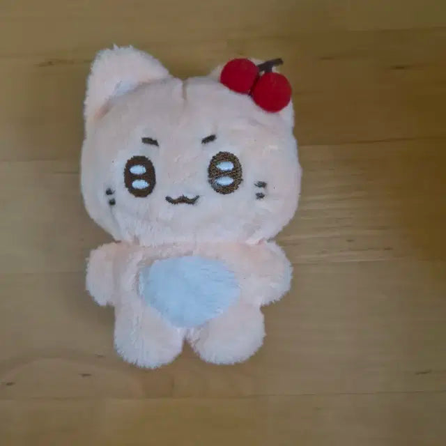 엔시티 유타 인형 유체리 판매합니다