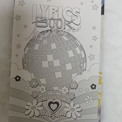 뉴진스 포토북 리릭북 일괄
