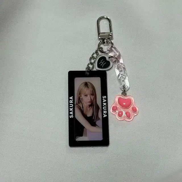 르세라핌 사쿠라 루나 키링