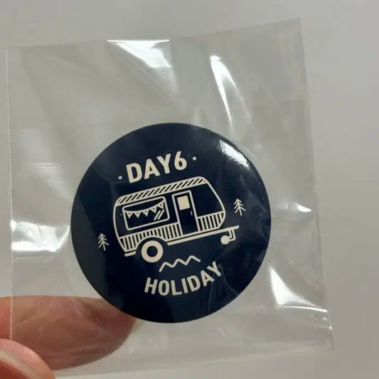 데이식스 2019 시즌그리팅 캔뱃지
