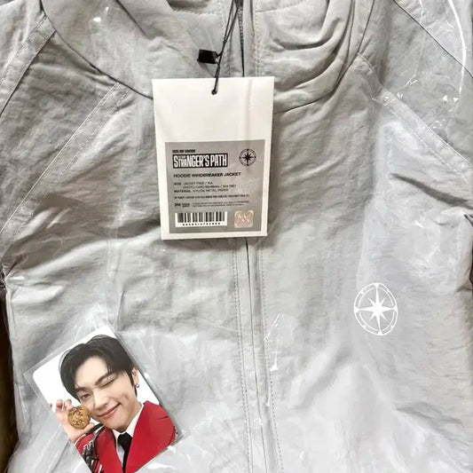온앤오프 콘서트 MD 바람막이 새상품 + 5만원 포카 민균
