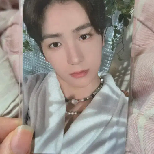 더보이즈 현재 스릴라이드 미공포 마뮤테 포카 샤워가운