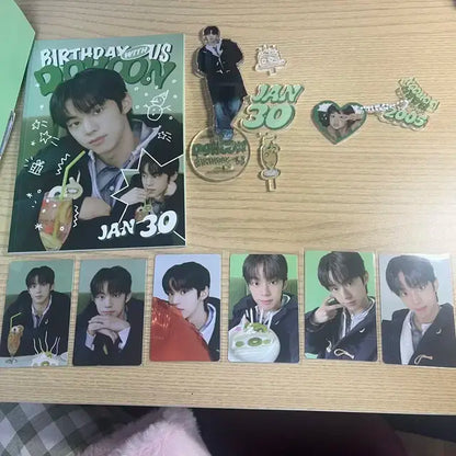 투어스 도훈 생일 박스 판매