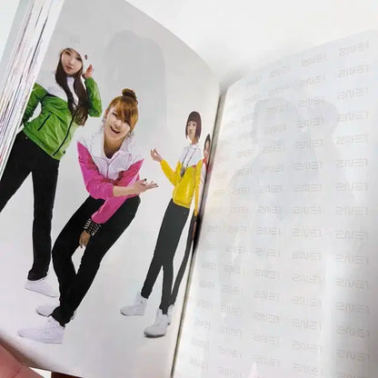 빅뱅 x 투애니원 x FILA 2010년 다이어리, 엽서