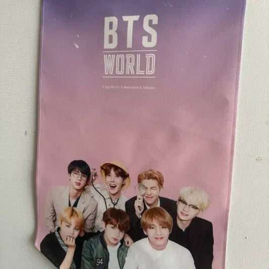 Bts world 패브릭 포스터 팝니다