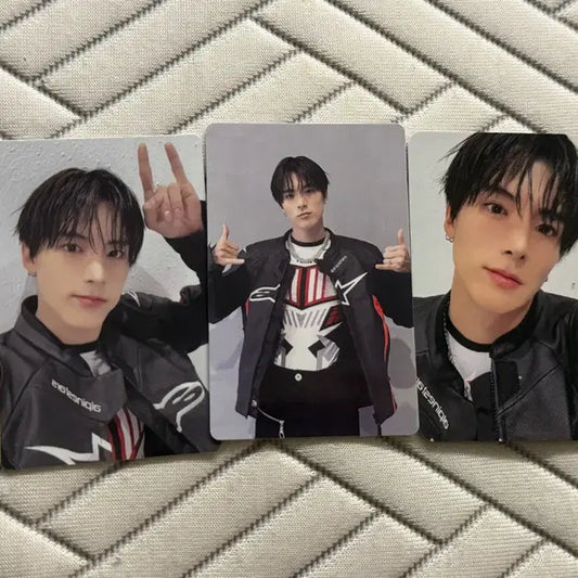 더보이즈 에릭 시그 포카