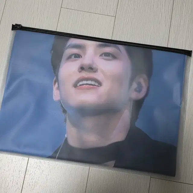 데이식스 원필 반사슬로건 미개봉