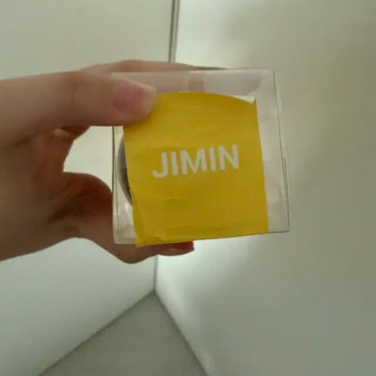 방탄 전시회 오늘 지민 포스터