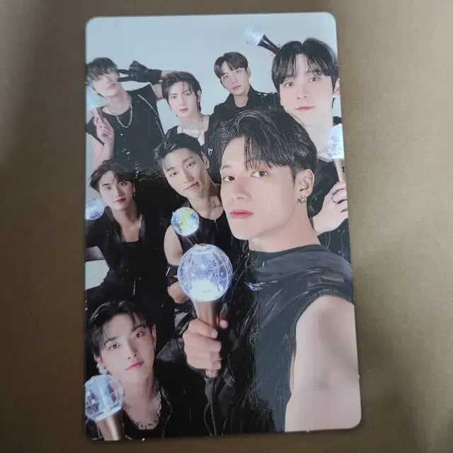 에이티즈 응원봉 라이티니 양도합니다