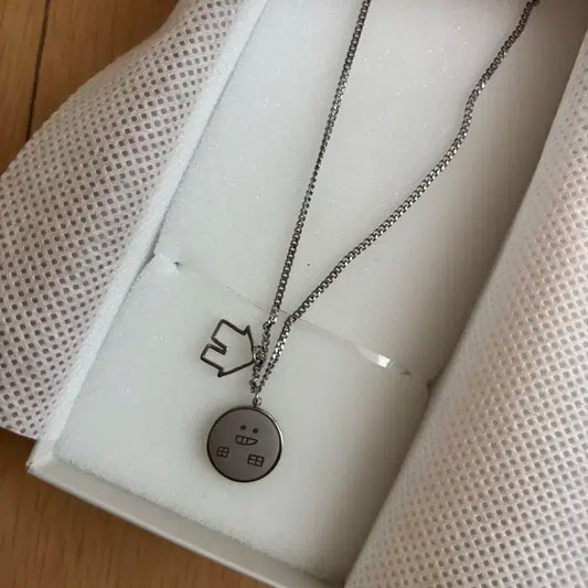 보넥도 운학 1주년 목걸이 판매해요