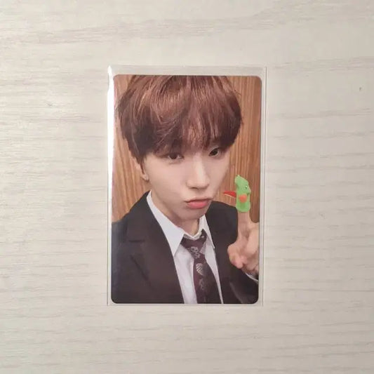 보넥도 보이넥스트도어 BND BOYNEXTDOOR 운학 포카 HOW
