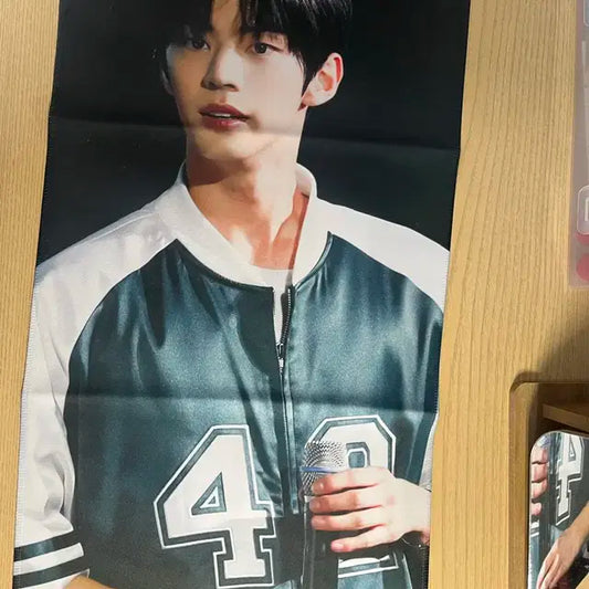 투어스 도훈 슬로건