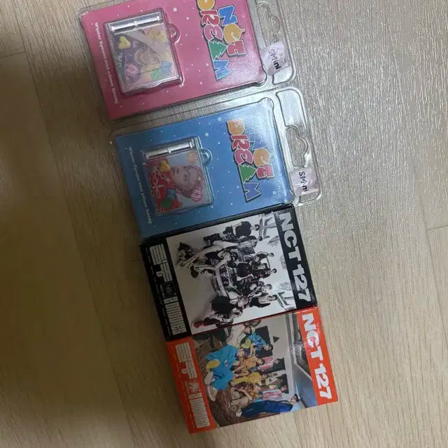 개봉앨범 처분 (상점 다른 앨범도 봐주세요)