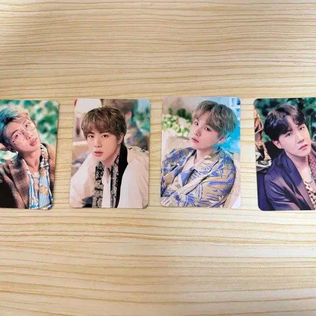방탄 머5터 매직샵 포카 판매합니다!
