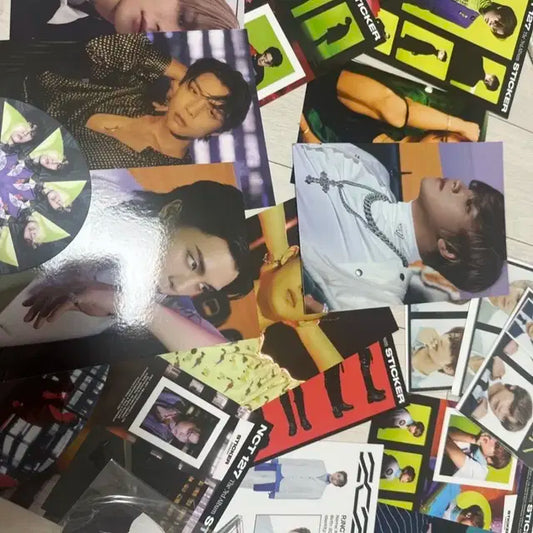 엔시티 앨범 및 굿즈