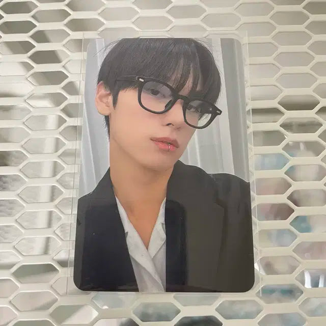 더보이즈 주연 포카 헬로라이브 립피어싱 포카