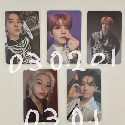 스키즈 포카 판매합니당