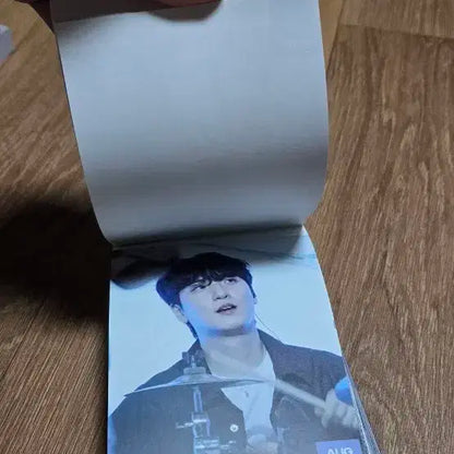 루시굿즈, LUCY