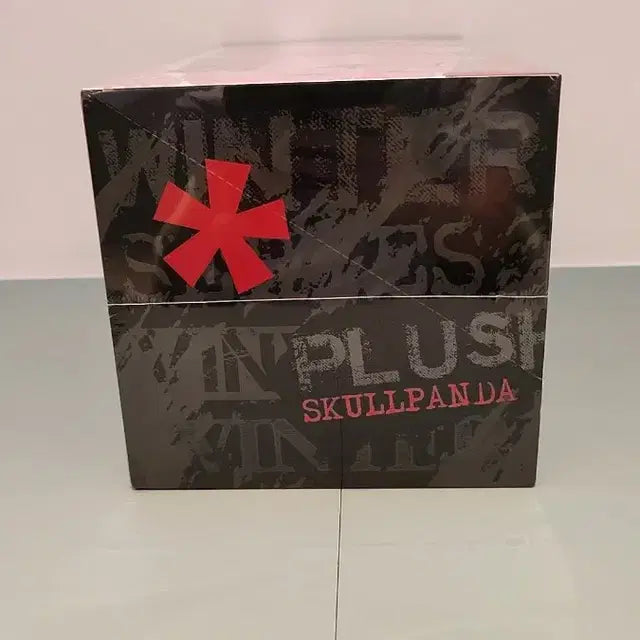 미개봉새제품 장원영키링 스컬판다 겨울교양곡 30만원 보라매역 신대방삼거리