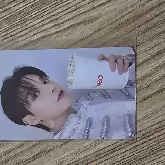 에이티즈 cgv 개봉영화 우영포카