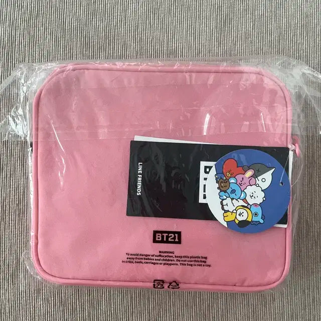 라인프렌즈 BT21 쿠키 파우치