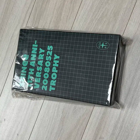 샤이니 11주년 트로피