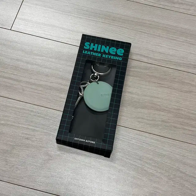 샤이니 11주년 레더키링