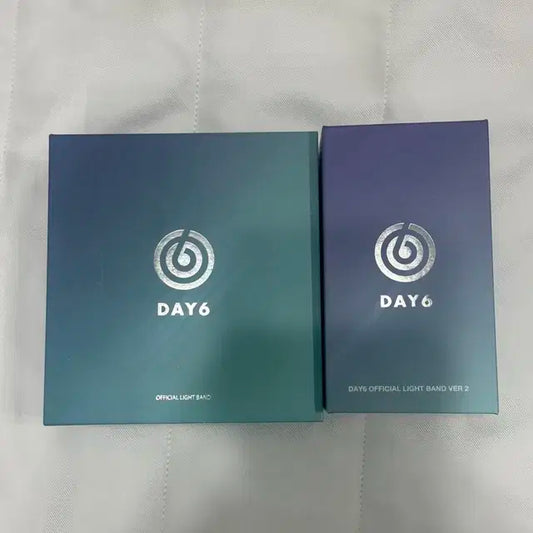DAY6 응원봉 1세대 / 2세대