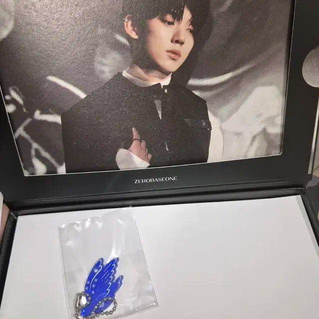제로베이스원 멜팅포인트 개봉 앨범