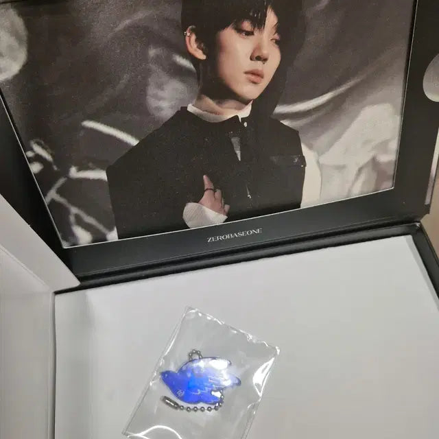 제로베이스원 멜팅포인트 개봉 앨범