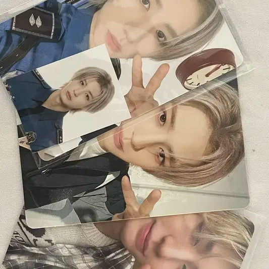 보이넥스트도어 이한 원도어 키트 경찰 증사 포카 콜렉트북 포카