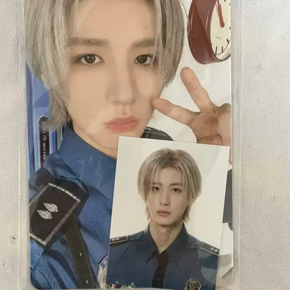보이넥스트도어 이한 원도어 키트 경찰 증사 포카 콜렉트북 포카