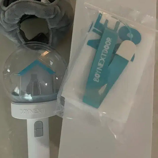 보넥도 응원봉 탯풍 모자 팔아요