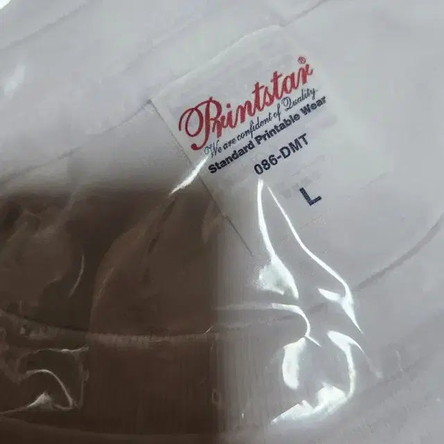 밤비생카 티셔츠