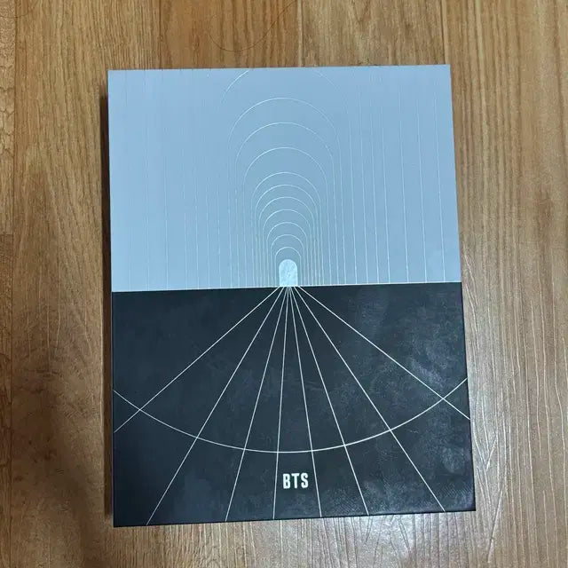 BTS 컨셉 포토북 MAP OF THE SOUL ON:E