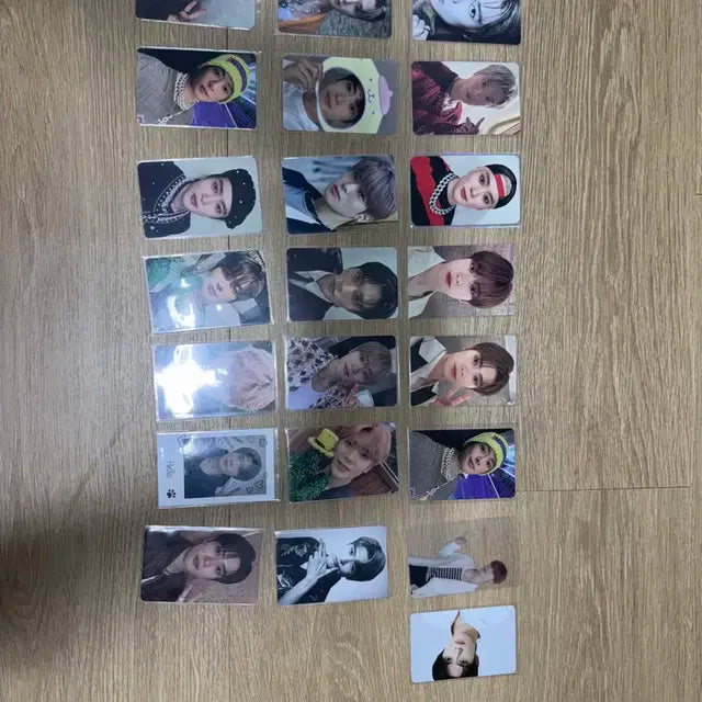 NCT127정재현 포카 팝니다 (진짜 너무 예쁘고 하자 아예없구요)