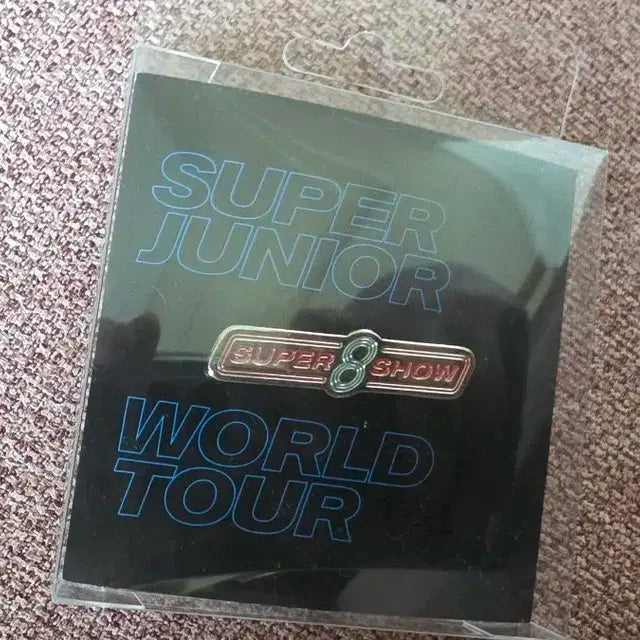 슈퍼주니어 슈퍼쇼8 로고 뱃지