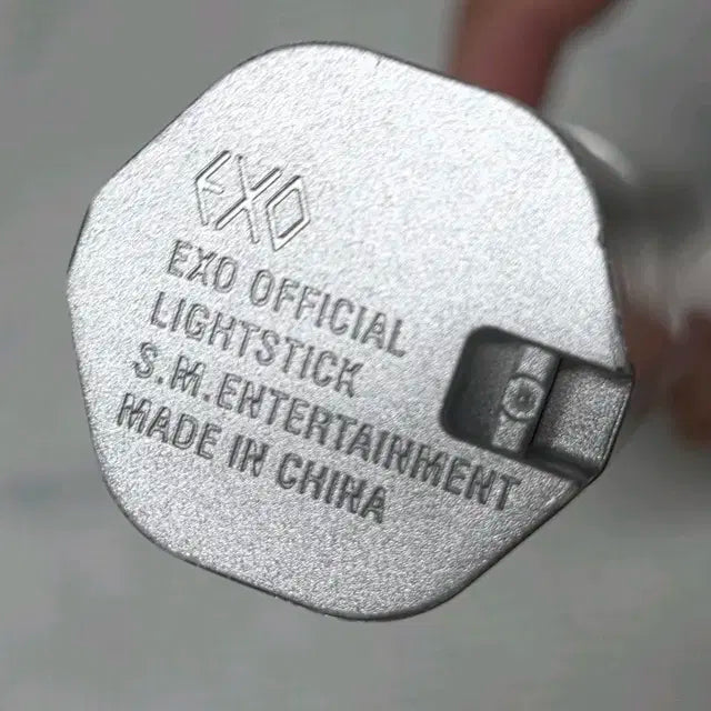단종 고장난 뉴리디봉 처분할인엑소 EXO 공식 남자아이돌 응원봉 엑소봉