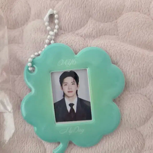 데이식스 도운 증명사진 홀더 키링