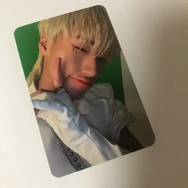 에이티즈 산 THE WORLD EP.1: MOVEMENT 에버라인 POP