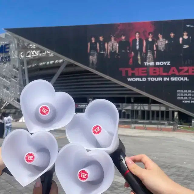 더보이즈 응원봉 하트성기