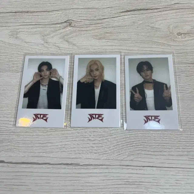 스키즈 스트레이키즈 ATE 에이트 팝업 스토어 포카 폴라 특전 현진 필릭