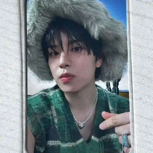 8월까지만 폭덤) 스키즈 승민 에이트 털모자 럭드 포카 양도