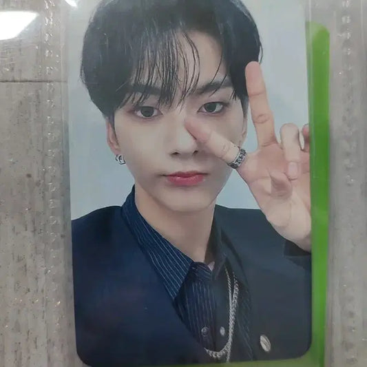 엑디즈 오드 라이브락 후즈팬 럭드