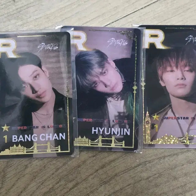 스트레이키즈 슈스제 런던 현진 방찬 창빈 리노 승민 아이엔