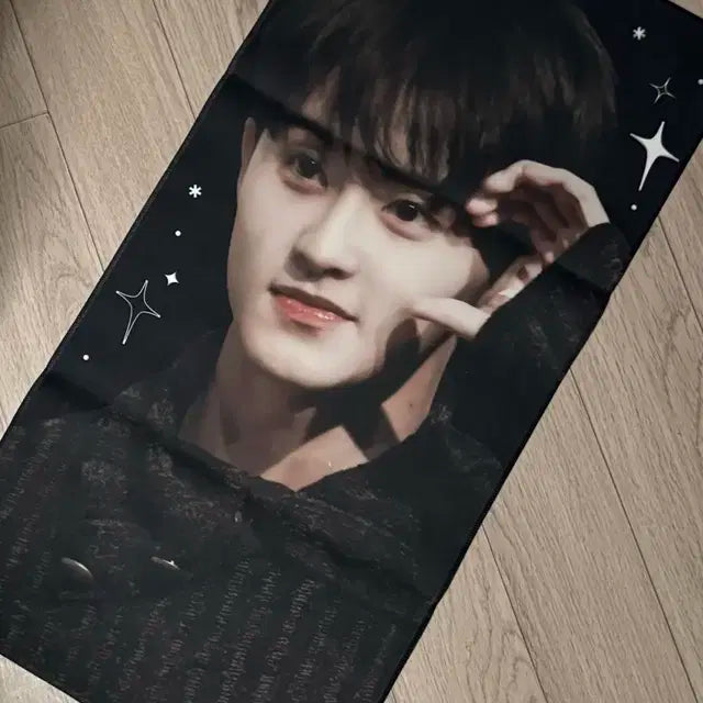 NCT 마크 슬로건 양도 (배송비 포함 가격)